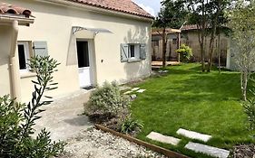 Petite Maison Avec Jardin Au Calme