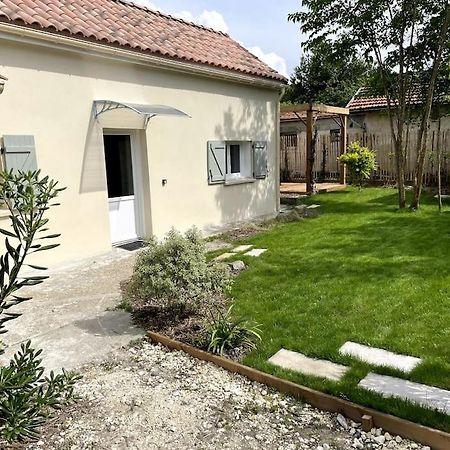 Petite Maison Avec Jardin Au Calme Floirac  Extérieur photo