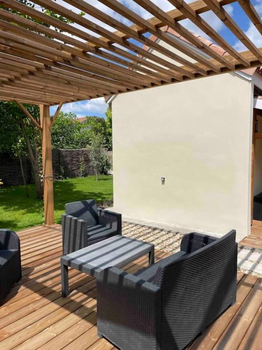 Petite Maison Avec Jardin Au Calme Floirac  Extérieur photo