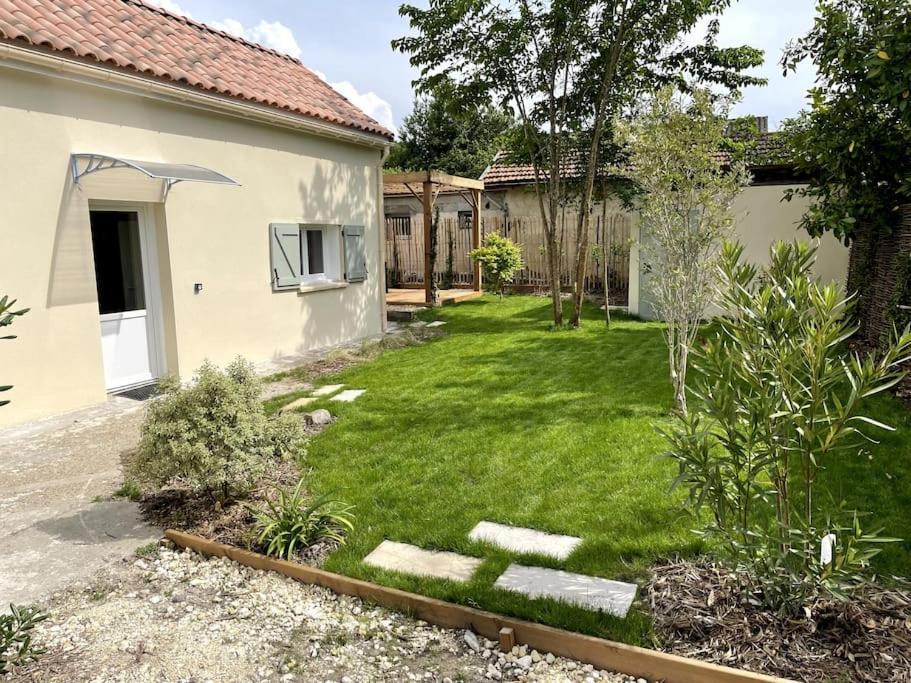 Petite Maison Avec Jardin Au Calme Floirac  Extérieur photo