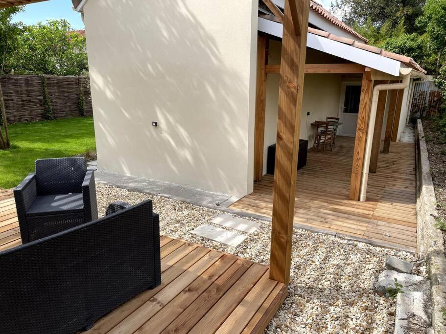 Petite Maison Avec Jardin Au Calme Floirac  Extérieur photo